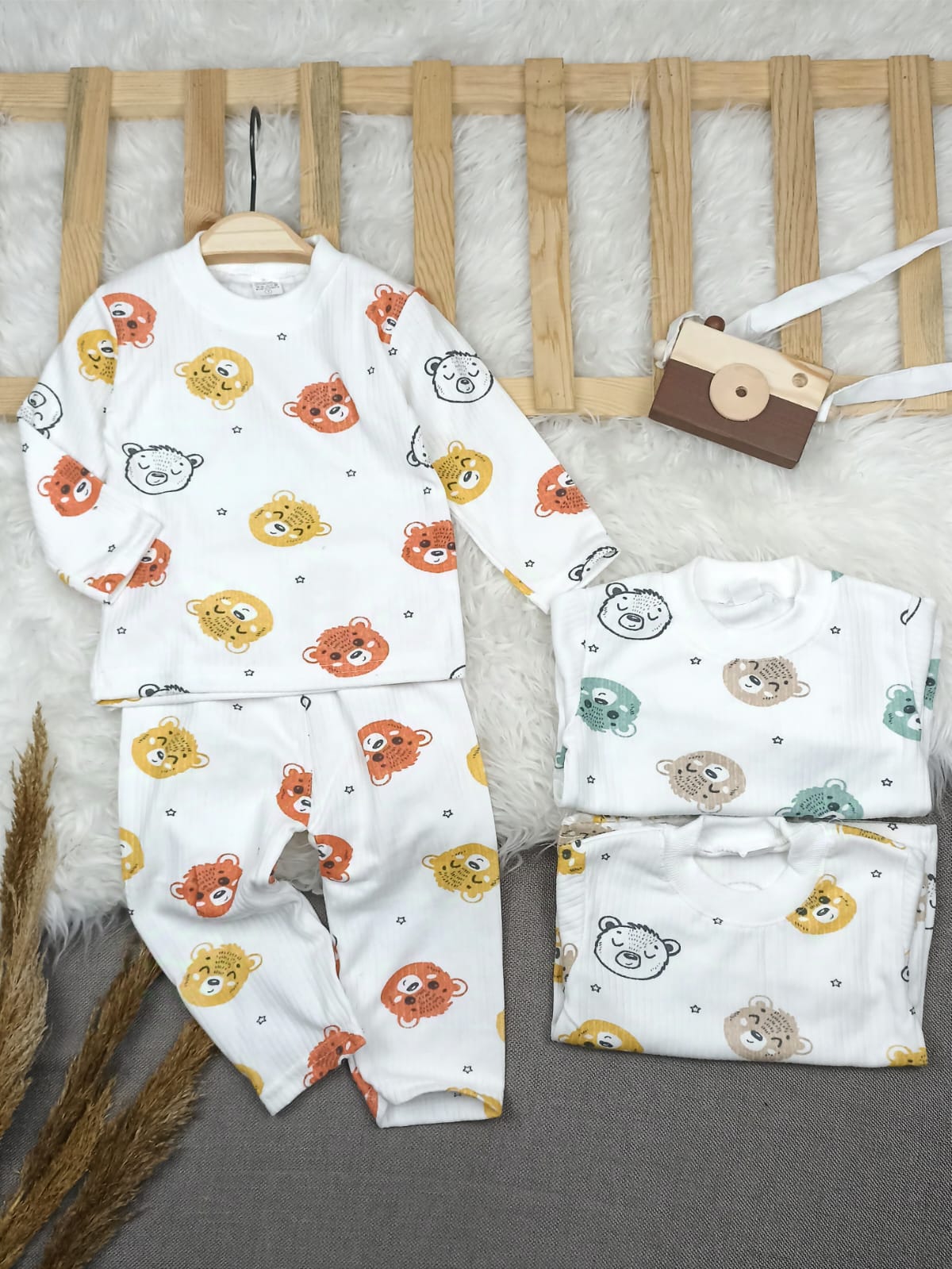 1003 RENKLİ AYICIK DESEN PİJMA TAKIMI