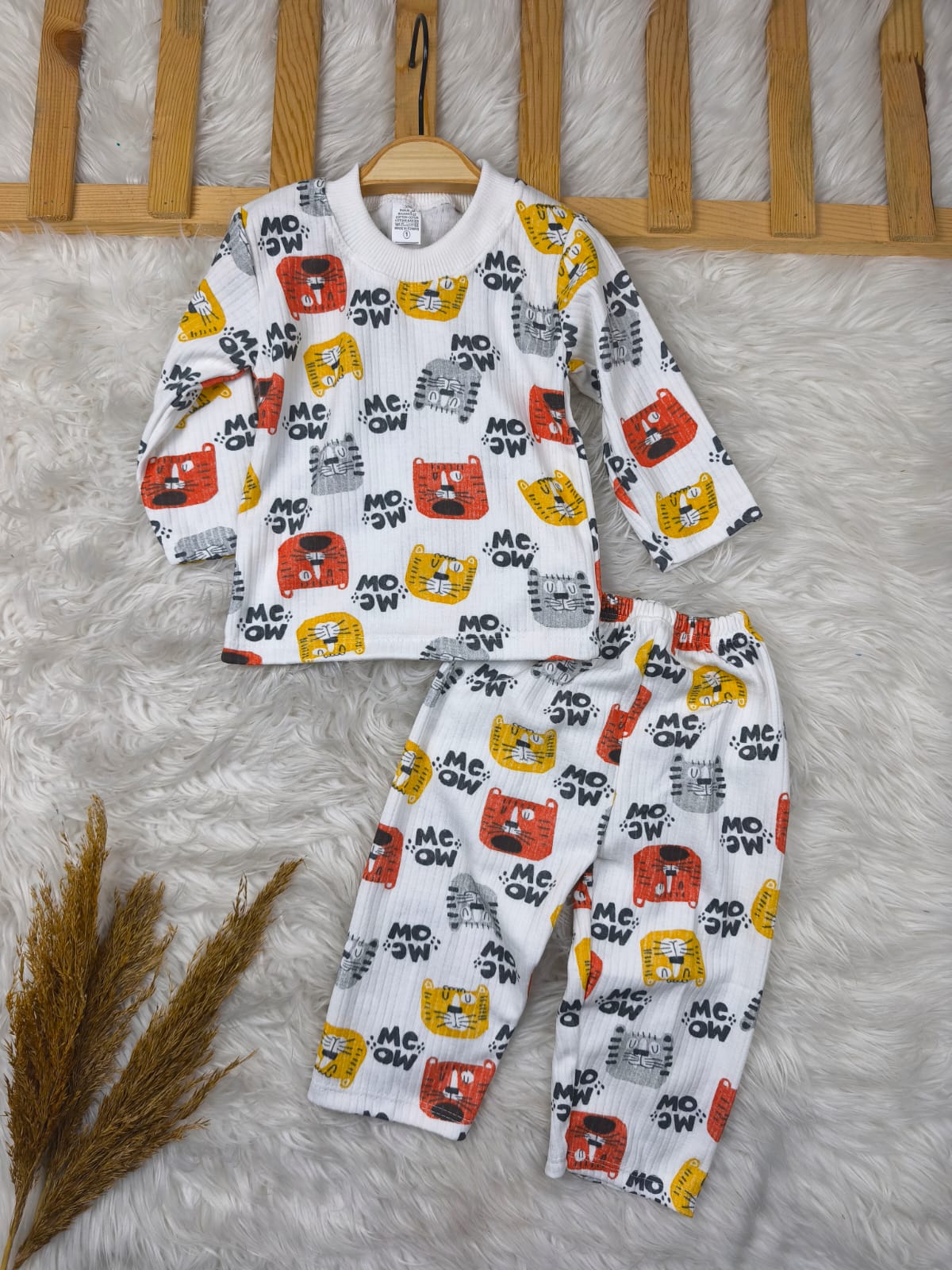 1008 MEOW YAZILI PİJAMA TAKIMI