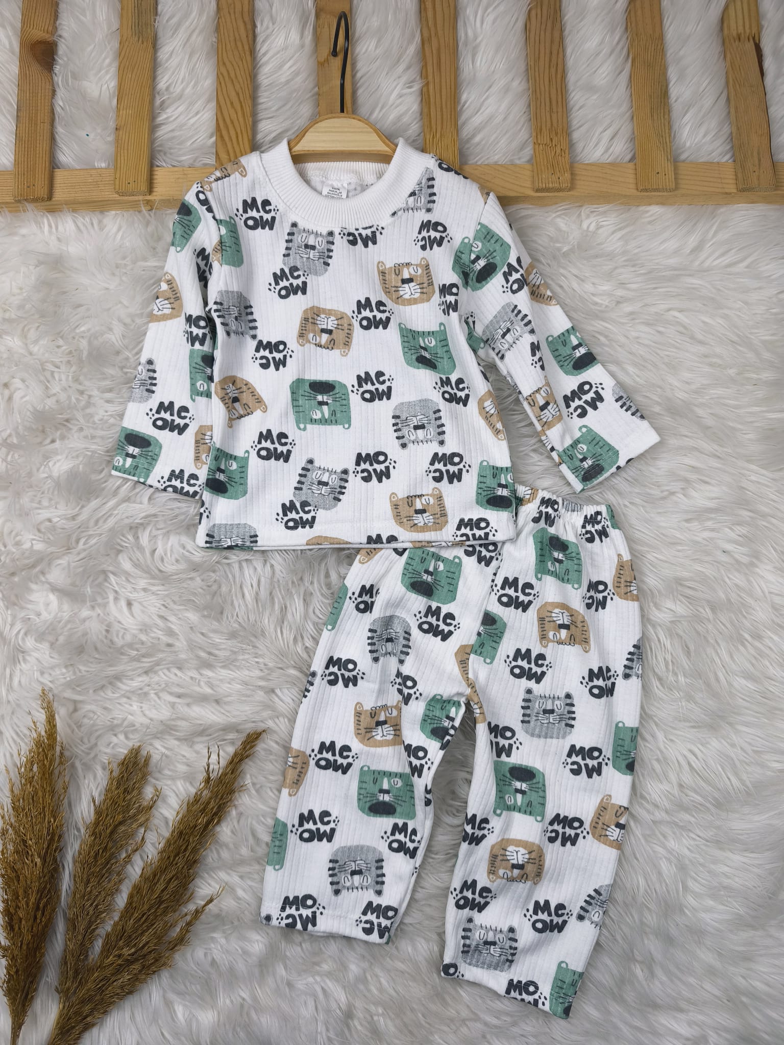 1008 MEOW YAZILI PİJAMA TAKIMI