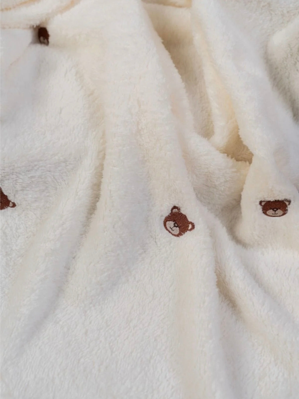 0276 Ayıcık Nakışlı Yumuşacık Peluş Bebe Battaniye