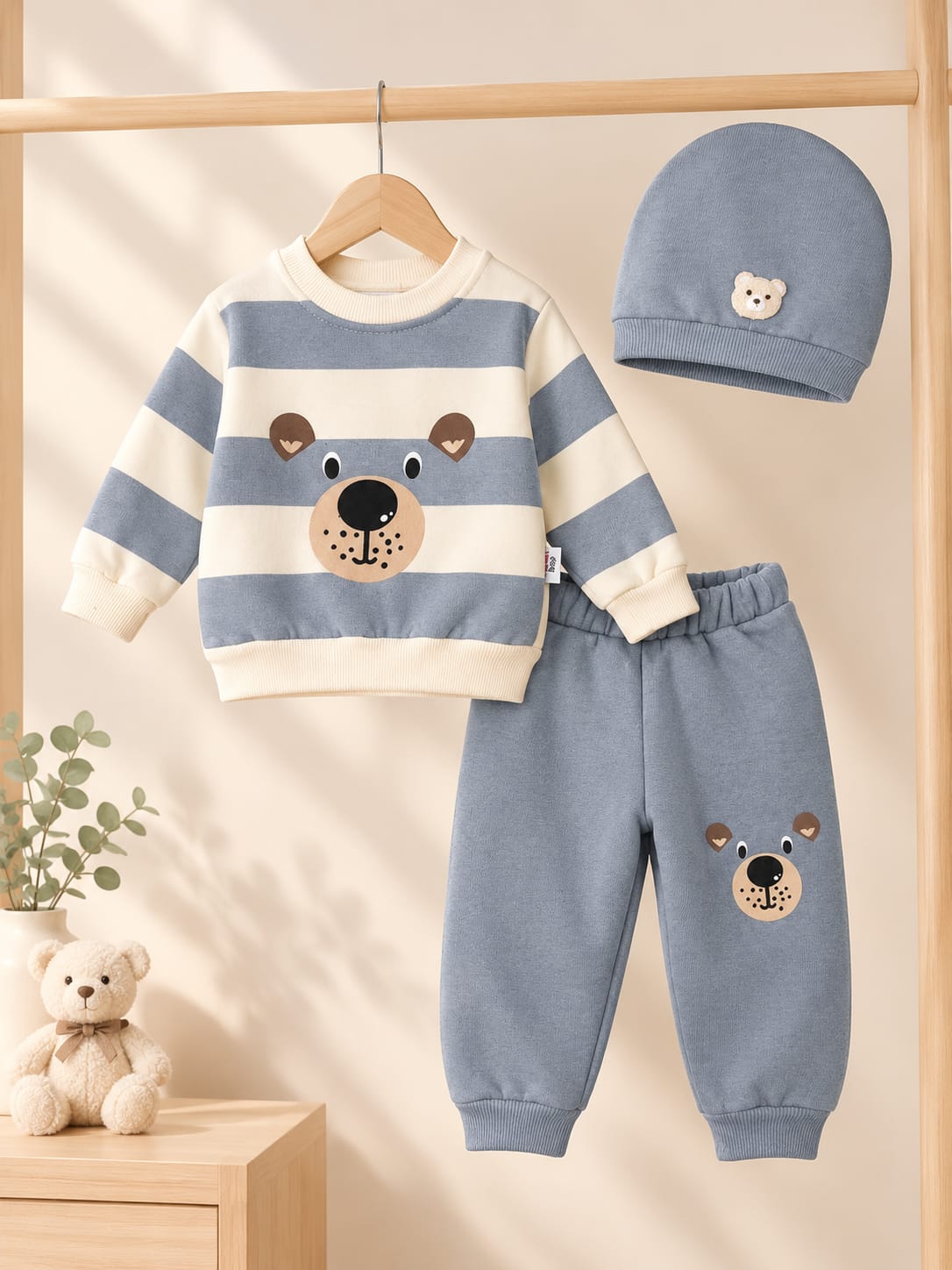 1829 Bear Detay 3 İp Şardonlu Şapkalı Kışlık Takım - Gri