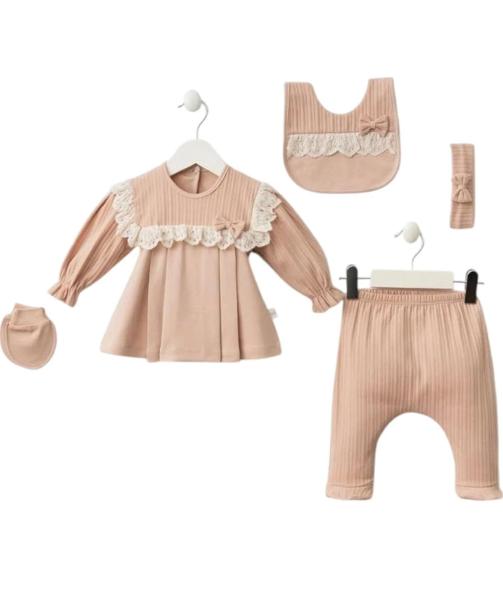 433173 MADAMME KIZ BEBEK 5'Lİ HASTANE ÇIKIŞI SETİ