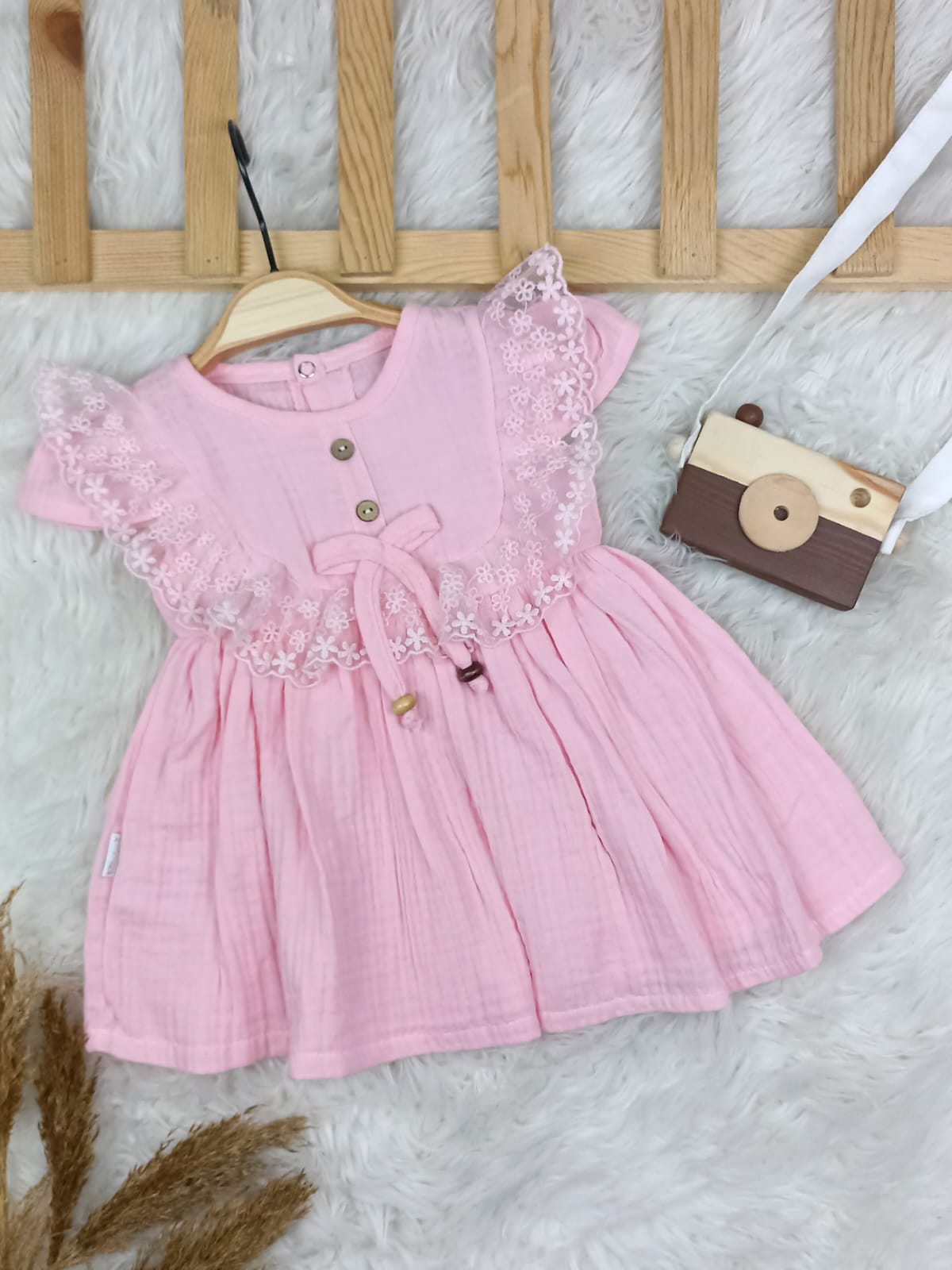 4204 GÜPÜR DETAY MÜSLİN ELBİSE  - Pembe / 9-12 Ay