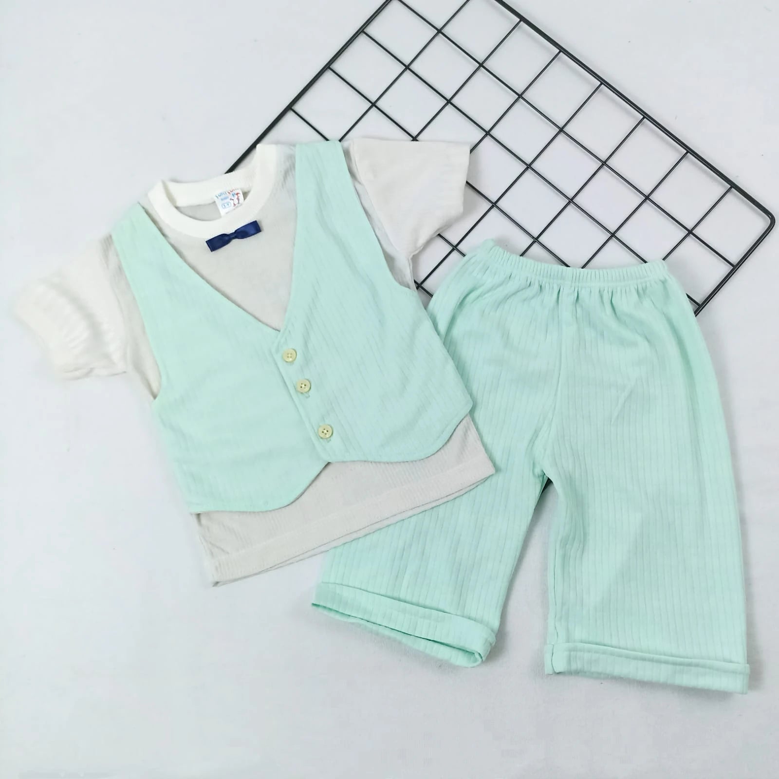 TKM-1856 Fitil Kumaş Sahte Yelekli Şortlu Takım  - Mint Yeşil / 9-12