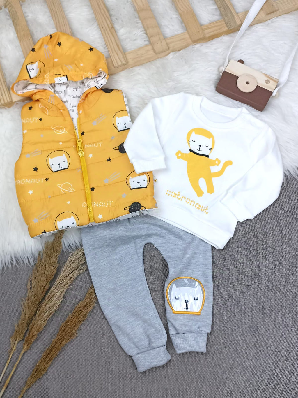 1502 ASTRONOT KEDİ ŞİŞME YELEKLİ 3'LÜ TAKIM  - 9-12