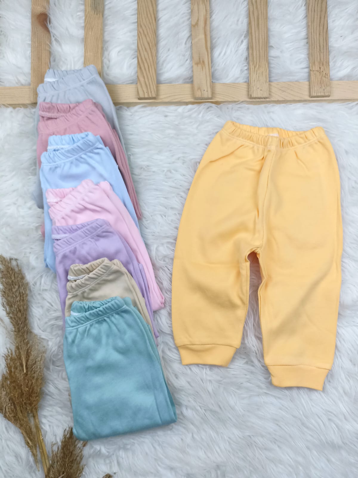 1032 DÜZ RENK BEBE PENYE  TEK ALT  - bej / 3-6 Ay