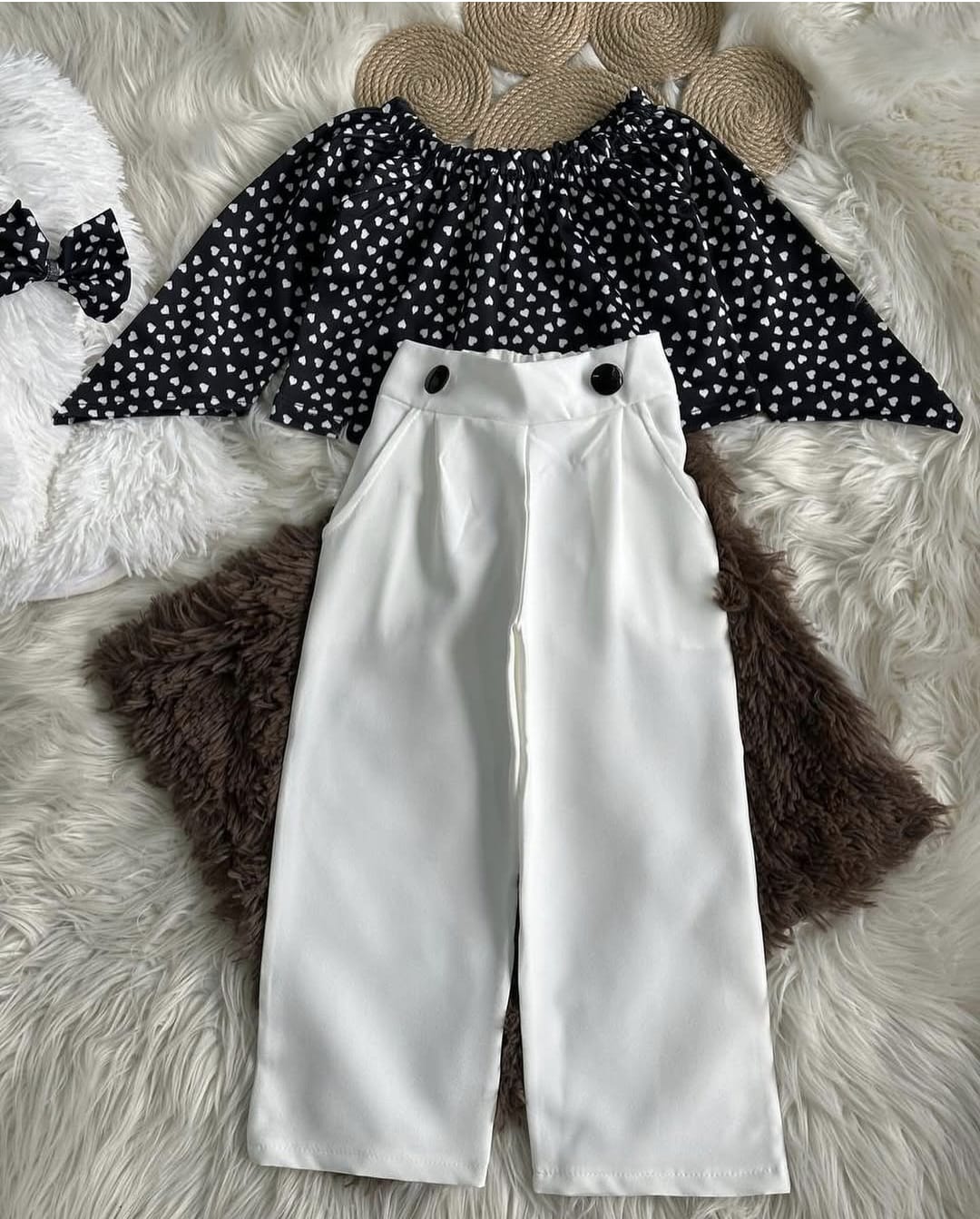 9063 ZARA BEYAZ KALPLİ TAÇLI TAKIM  - 8-9 Yaş