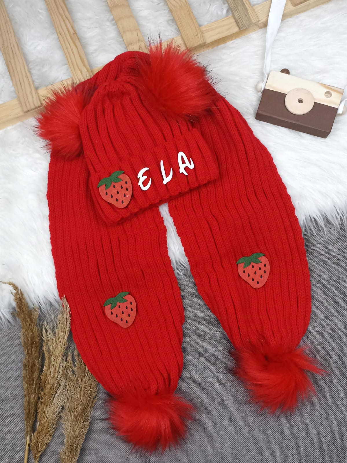 B0204 KIRMIZI POPON KIZ İSME ÖZEL TRİKO BERE SETİ - 2